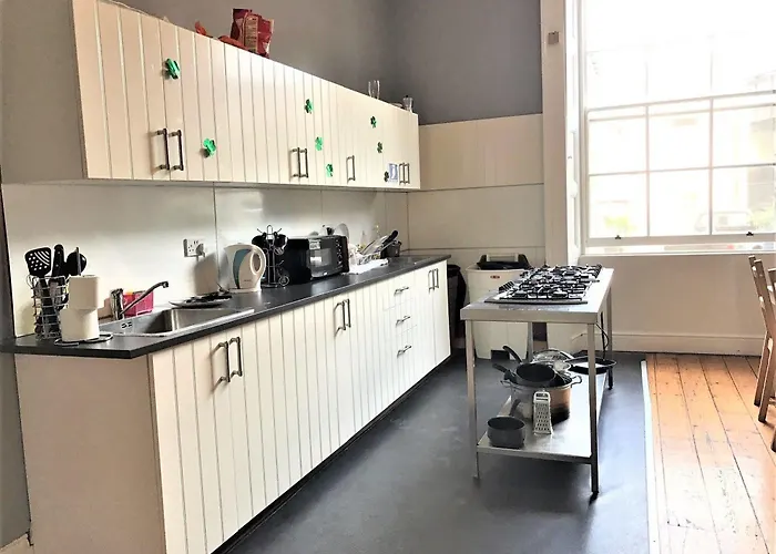 Backpackers Citi 旅馆 *